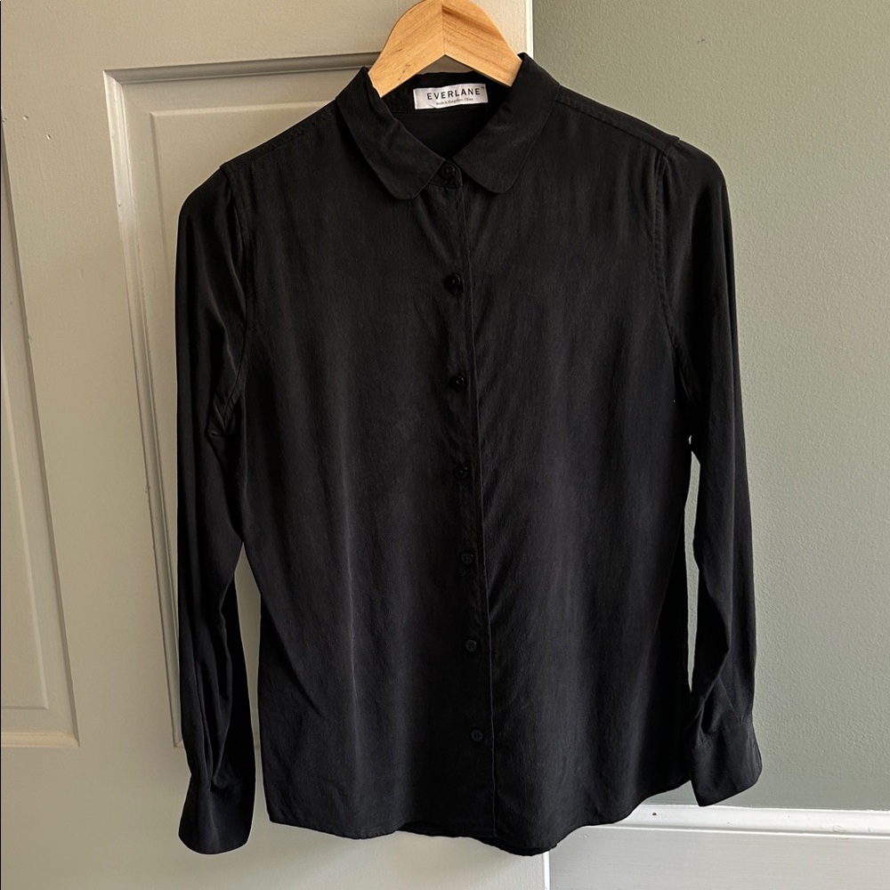 Everlane Women's Black Button Down Shirt